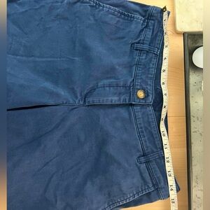 Tommy Bahama blue chino 7” inseam shorts